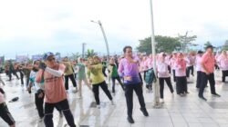 Perkuat Kekompakan ASN Pemkab Jember, Gus Fawait Ikut Olahraga Sore di JSG