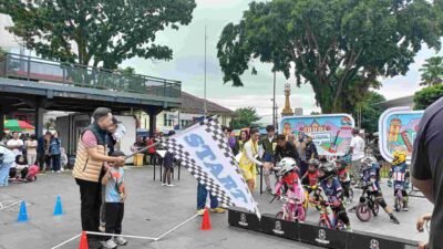 Karnaval SCTV 2026 di Jember Dongkrak Ekonomi, Puluhan Ribu Warga Padati Alun-Alun