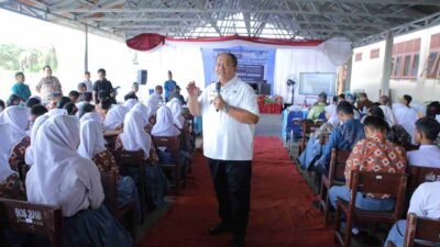 Bupati Asahan Berbagi Inspirasi Pendidikan di SMAN 1 Meranti