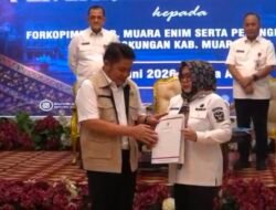 Gubernur Sumsel Resmi Tunjuk Sumarni Jadi Plt Bupati Muara Enim