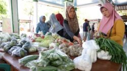 Respons Cepat Aduan Warga soal Kenaikan Harga Bahan Pokok, Pemkab Jember Gelar Pasar Murah