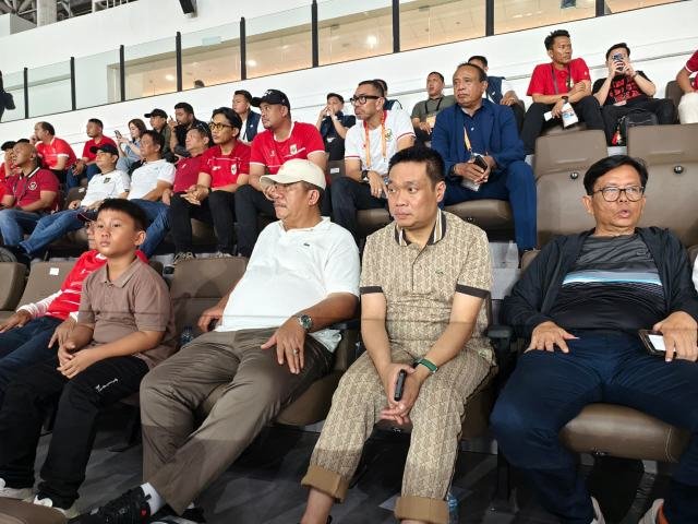 Bobby Nasution Gelar Nonton Bareng Timnas Indonesia vs Myanmar, Ribuan Warga Antusias