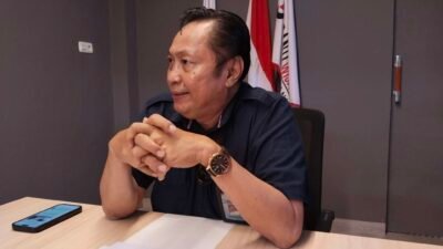 Sekretaris PGRI Sumsel PB PGRI Teguh Sumarno, H. Wijaya