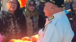 Tinjau Rumah Korban Kebakaran di Kunduran Ilir, Bupati Bantu Paket Sembako