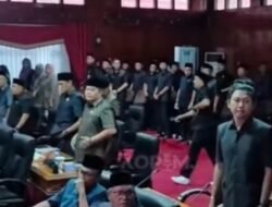 Wakil Bupati Menghadiri Rapat Paripurna DPRD dengan Agenda Penyampaian Jawaban Eksekutif