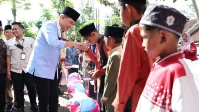 Bunga Desaku di Sukorambi, Gus Fawait Tegaskan Komitmen Cetak SDM Unggul Lewat Pendidikan
