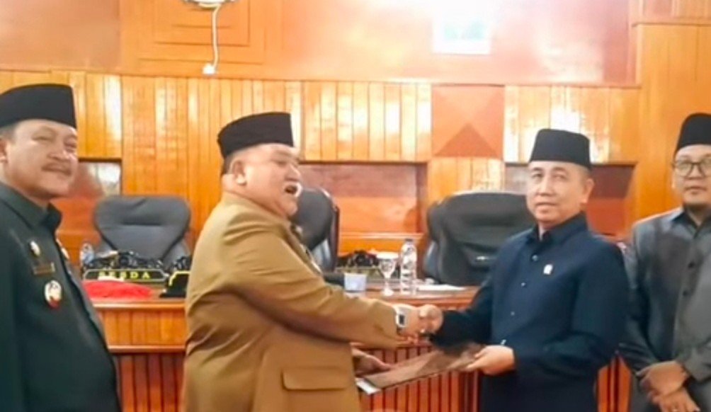 Pemkab dan DPRD Bengkulu Selatan Setujui Raperda Pertanggungjawaban Pelaksanaan APBD 2025