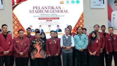 Wali Kota Palembang, Ratu Dewa saat menghadiri Pelantikan Pengurus Pimpinan Cabang Ikatan Mahasiswa Muhammadiyah (PC IMM) Palembang periode 2026–2027 yang dirangkaikan dengan Stadium General di Rumah Dinas Wali Kota Palembang, Kamis (2/7/2026).