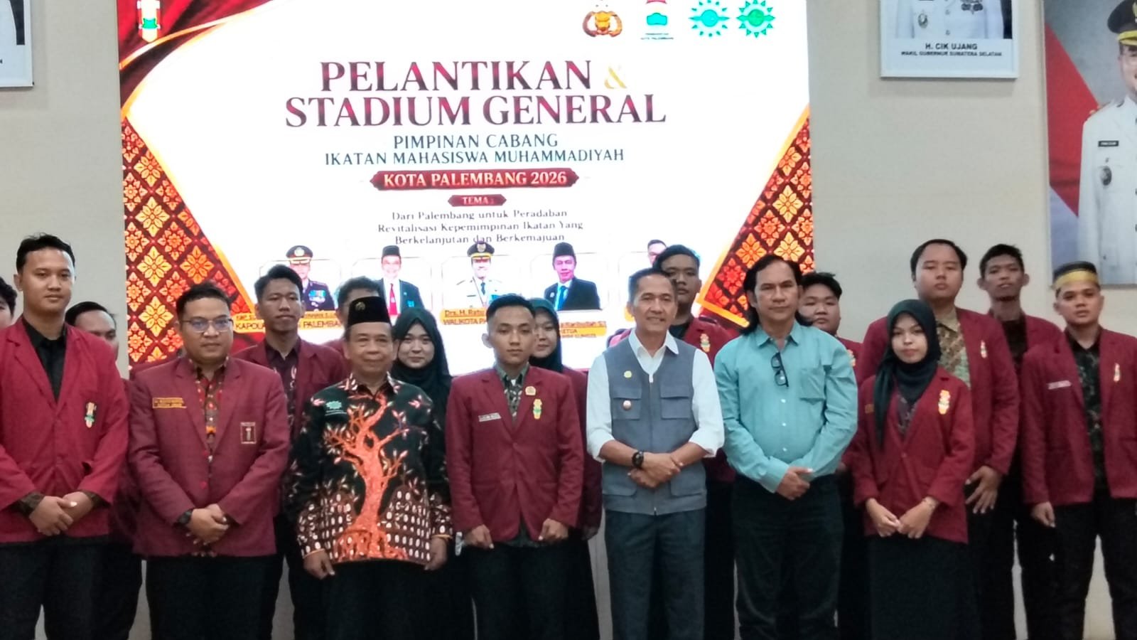 Wali Kota Palembang, Ratu Dewa saat menghadiri Pelantikan Pengurus Pimpinan Cabang Ikatan Mahasiswa Muhammadiyah (PC IMM) Palembang periode 2026–2027 yang dirangkaikan dengan Stadium General di Rumah Dinas Wali Kota Palembang, Kamis (2/7/2026).