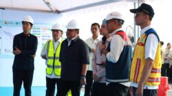 Wakil Presiden Republik Indonesia, Gibran Rakabuming Raka, meninjau langsung progres akhir pembangunan Jembatan Musi V pada Kamis, 15 Juli 2026.