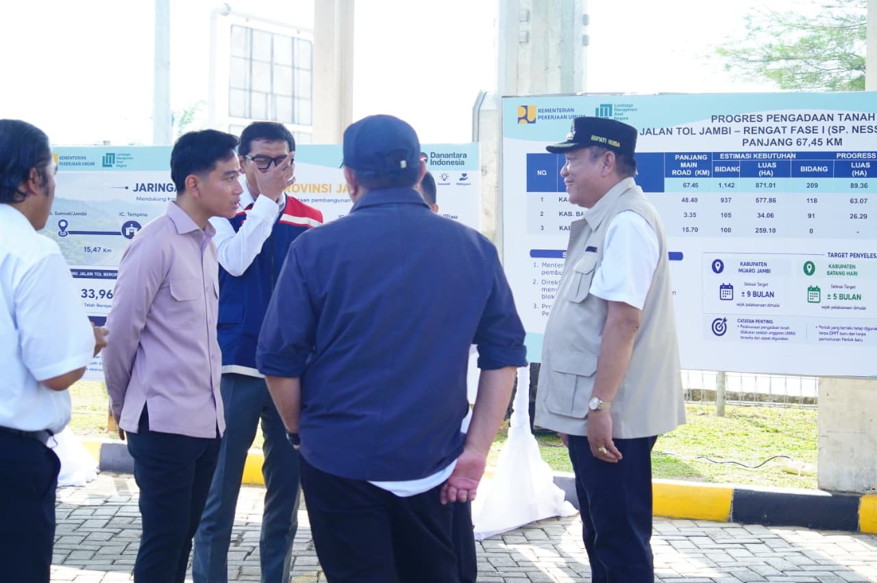 Bupati Muba Sampaikan Berbagai Persoalan Daerah kepada Wapres Gibran di Sela Kunjungan Kerja