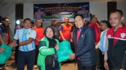 Euforia Final Piala Dunia 2026, Tebar Kepedulian Lewat Pembagian Sembako dan Doorprize