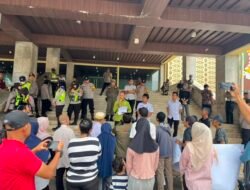 Warga Minta Pertanggungjawaban PT. Adhi Karya, APG, KSO Atas Dampak Proyek Bank Mandiri
