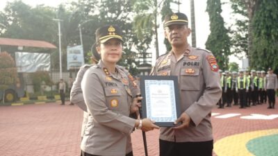 Beri Penghargaan Personel Berprestasi, Kapolres Tekankan Peningkatan Kinerja