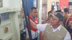 Herman Deru Tinjau SPBU Penyalur Solar yang Bikin Macet di Paloba Sumsel