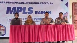 Satlantas Polres Karimun Edukasi Pelajar Lewat Police Goes To School di SMA Maha Bodhi