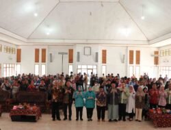 Pemkot dan BAZNAS Salurkan 200 Paket Gizi Protein Hewani di Sukarami