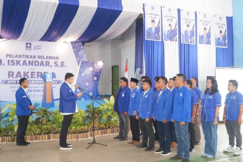 Apri Arsan Resmi Dilantik Jadi Ketua DPC PAN Penukal Utara