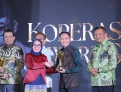 Terima Penghargaan Bakti Koperasi Nayaka Mahambara, Ratu Dewa : Ini Untuk Masyarakat Palembang