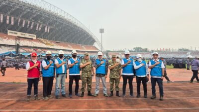Tanpa Kedip! PLN UID S2JB Kawal Listrik Apel Akbar Satlinmas yang Dilantik Wamendagri