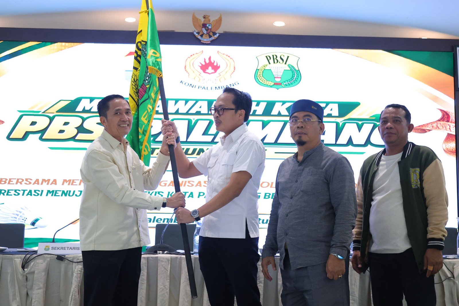 Wali Kota Palembang Ratu Dewa kembali dipercaya nahkodai PBSI Kota Palembang periode 2026-2030.