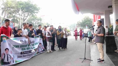Pelepasan 60 peserta didik Sekolah Rakyat Menengah Atas (SRMA) 7 Palembang menuju Sekolah Rakyat Terintegrasi 01 Kabupaten Ogan Komering Ilir (OKI).