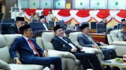 Bupati Muba H M Toha Tohet SH mengikuti Rapat Paripurna DPRD Muba dalam rangka mendengarkan Pidato Kenegaraan Presiden RI Prabowo Subianto
