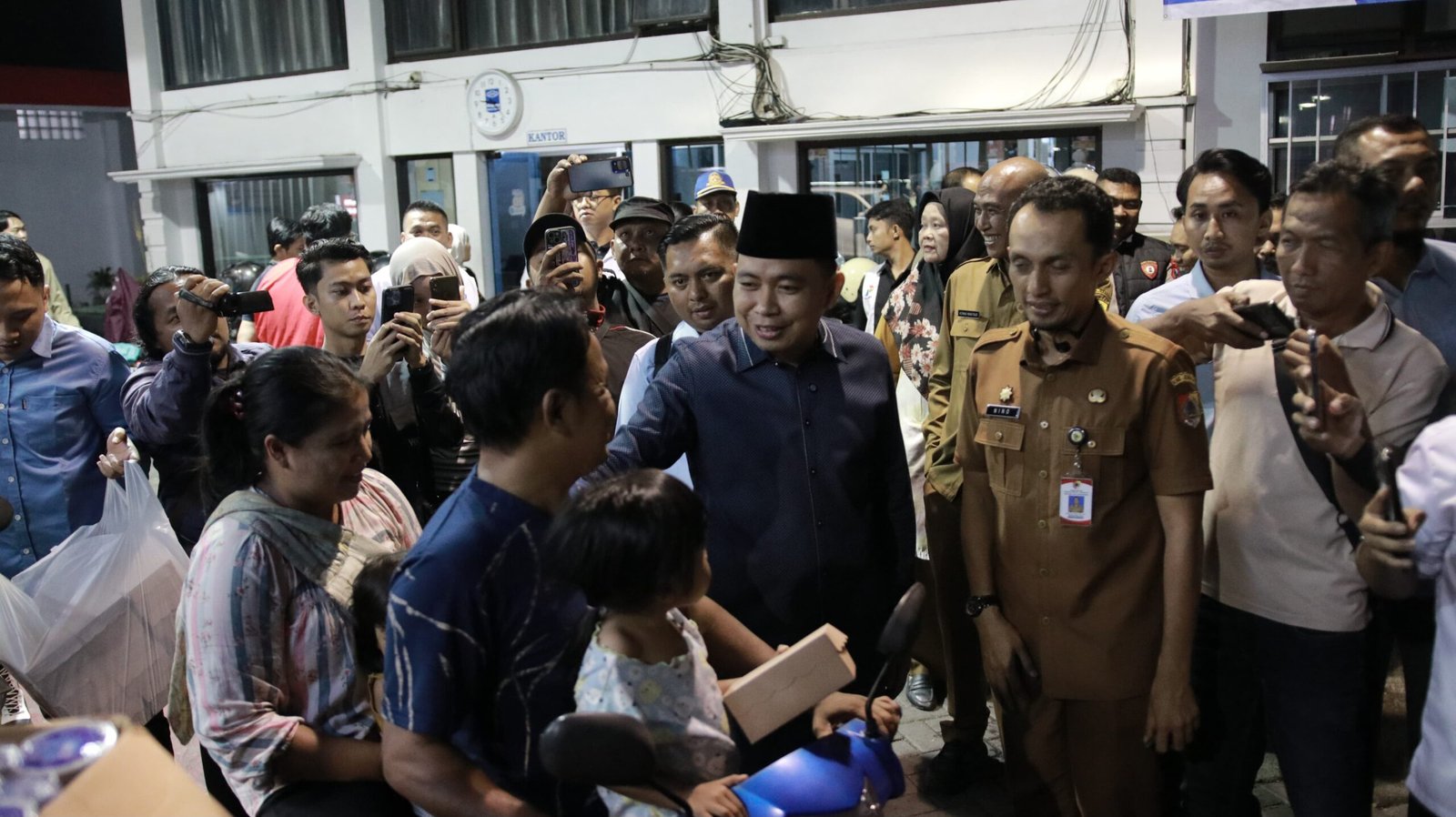 Dampak Antrian BBM, Pemkab Jember Terapkan Kerja dari Rumah Selama 3 Hari