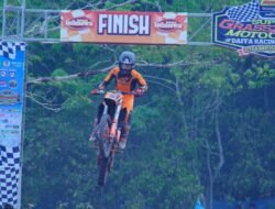 Lawan Rider dari 10 Provinsi, Lantian Juan Tak Terbendung di Grasstrack Sungai Lilin