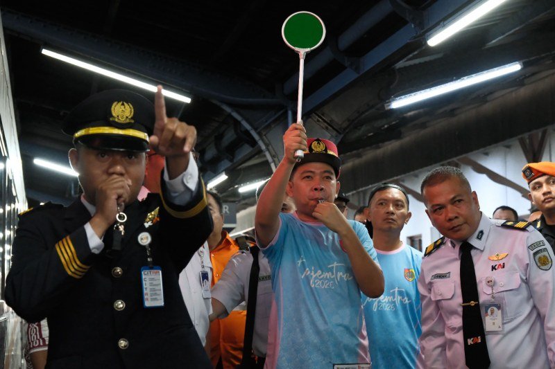 TAJEMTRA 2026 Dipadati 26 Ribu Peserta, Jadi Gerak Jalan Terbesar Sepanjang Sejarah Jember