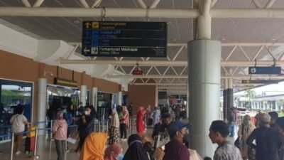 PEMBATALAN PENERBANGAN---Suasana Bandara Internasional SMB II Palembang. Sebanyak 8 penerbangan dari dan menuju Palembang dibatalkan akibat sebaran abu vulkanik erupsi Gunung Anak Krakatau, Minggu (6/9/2026). (FOTO: SS 1/IST).
