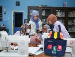 Sulap Seragam Bekas Jadi Produk Bernilai, Pusri Palembang Cetak Wirausaha Baru dari Kampung Sehati