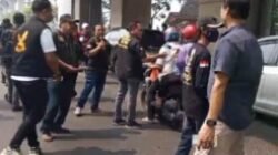 Lawan Kabut Asap, DPP GBR Sriwijaya Bagi 1.500 Masker Gratis di Palembang