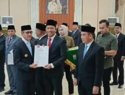 Gebrakan Sore di Rumah Dinas: Wali Kota Palembang Rotasi 5 Kadis dan Staf Ahli