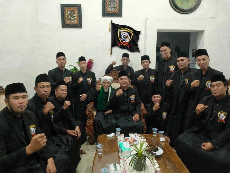 Keluarga besar Garda Pemuda D'joss silahturahmi bersama Ketua Penasehat Umum, Syekh Muhammad Yusuf MR.