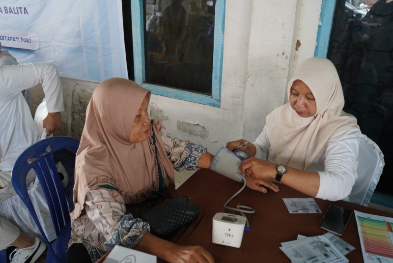 PTBA Kertapati Port Gelar Pengobatan Gratis dan Dukung Pemenuhan Gizi Ibu Hamil dan Balita