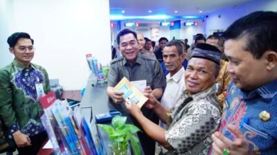 Senyum 3.790 Keluarga Muba Pecah, Dapat Modal Usaha Rp5 Juta dari Bupati