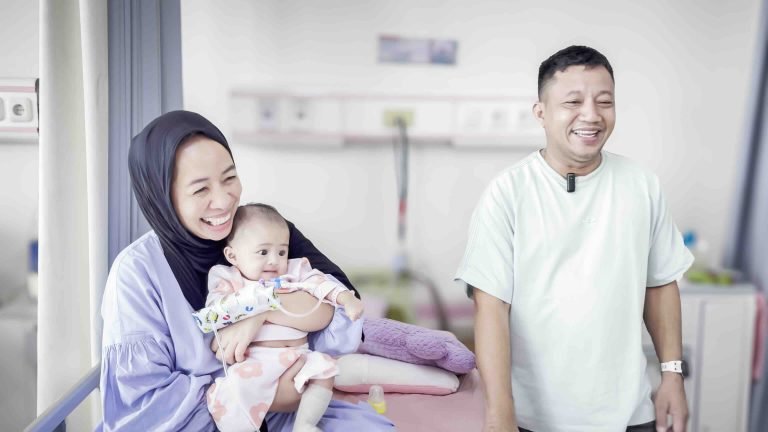 Ely Susanti dan Marlin, pasangan suami istri dari Kecamatan Jakabaring, Kota Palembang, mengaku puas dengan pelayanan dari program Jaminan Kesehatan Nasional (JKN)