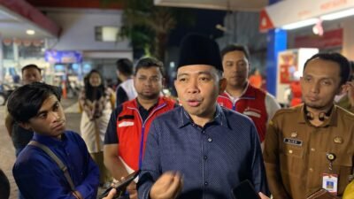 Antrean BBM Mengular, Gus Fawait Terapkan WFH ASN Jember Dua Hari
