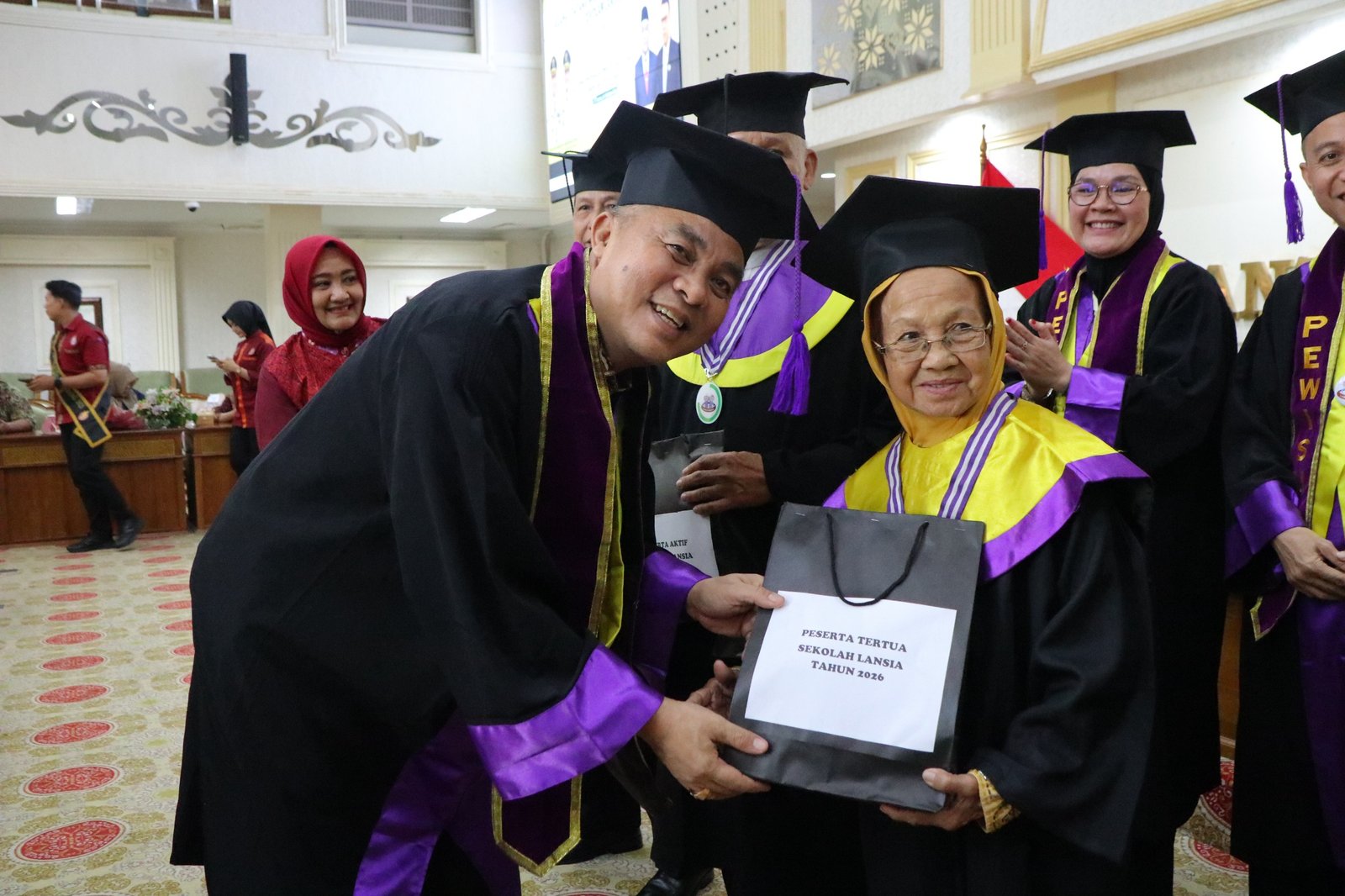 Pemkot Palembang Perkuat Pemberdayaan Lansia, Perluas Akses Belajar hingga Kecamatan