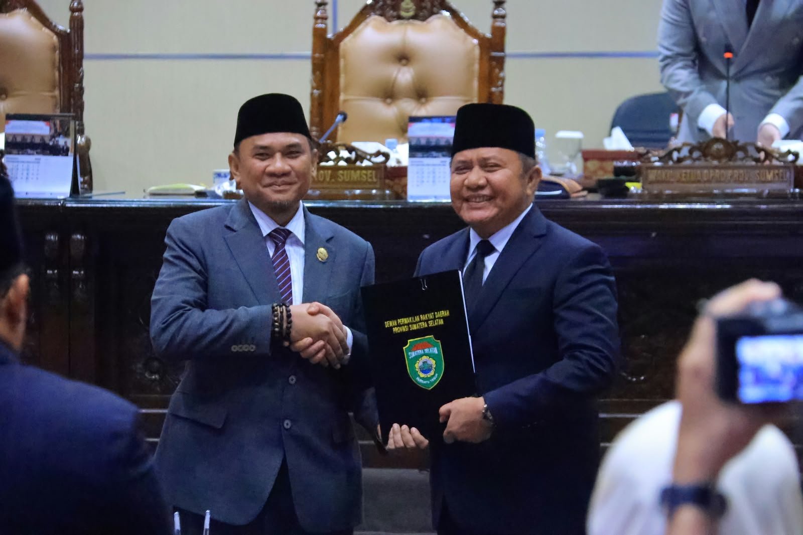 Ketok Palu! Pemprov dan DPRD Sumsel Sepakati APBD 2027 Tembus Rp9,02 Triliun