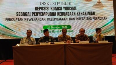 Ketua YLBH periode 2002-2006, Munarman. SH Sekjen MUI, Dr., Amirsyah Tambunan, M.A, Anggota Komisi Yudisial, Prof Dr Andi Muhammad Asrun, SH. MH, Sekjen Komisi Yudisial, Dr Mulyadi, SH., M. S. E, Guru besar Unsri, Prof. Dr. Febian SH.MH