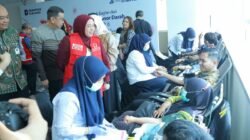 Dewi Sastrani saat menghadiri aksi donor darah Bank Mandiri Regional II Sumatera 2, Jumat (2/10/2026).
