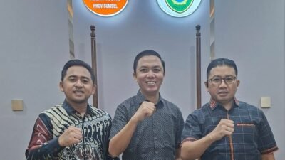 Ketua Fraksi PKS Palembang Mgs H Syaiful Padli- (kanan ujung)