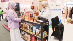 Serbu Pasar Palembang, 12 Produk UMK Jambi Binaan PLN Pamer di HUT ke-13 Palembang Icon