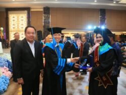 USS Gelar Wisuda ke-8, Cetak 109 Lulusan Siap Hadapi Tantangan Global