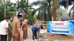 Wabup Seluma Letakkan Batu Pertama Pembangunan Rumah Tidak Layak Huni